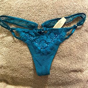 Double set of Victoria Secret sexy underwear NWT